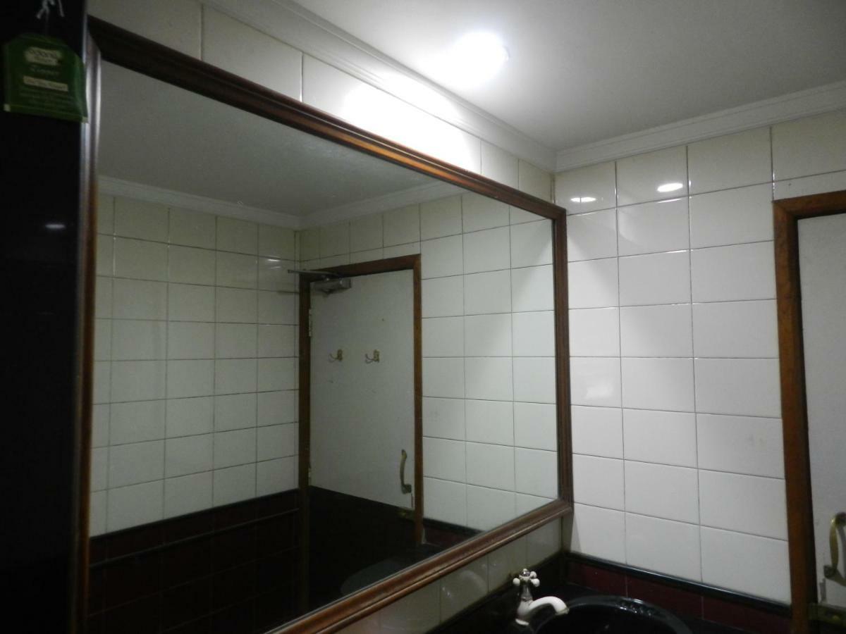 Hotel Ayodhya Kolhapur Extérieur photo